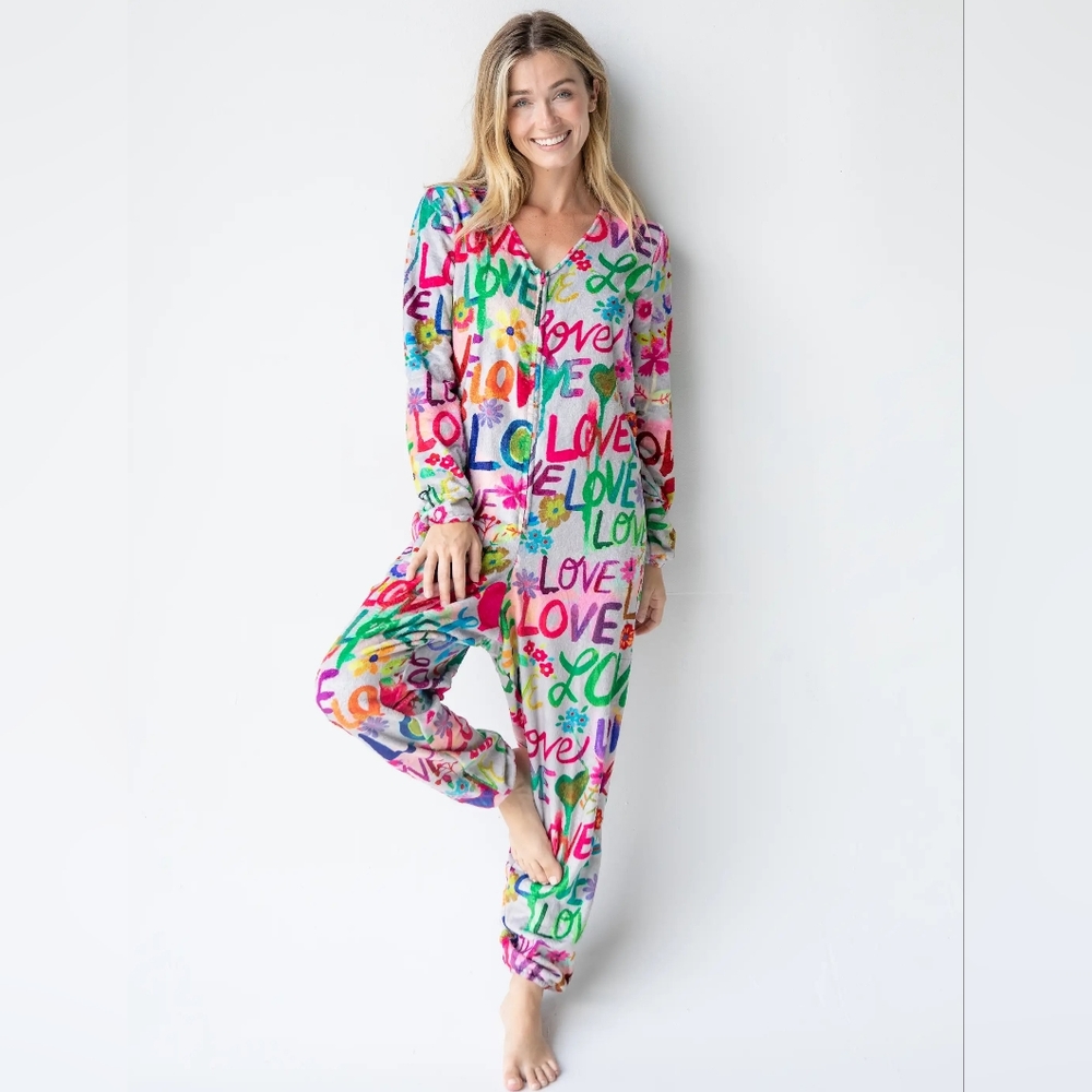 Natural Life "Love Hearts" Onesie NWT